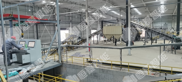 Sichuan construction waste aggregate production line with an output of 300 tons per hour